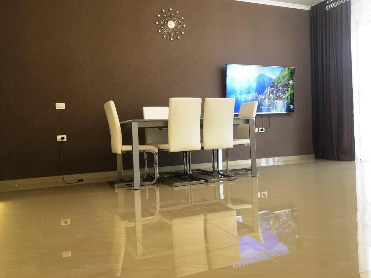 Royal Queen And King Luxury Apartment Саранда Экстерьер фото